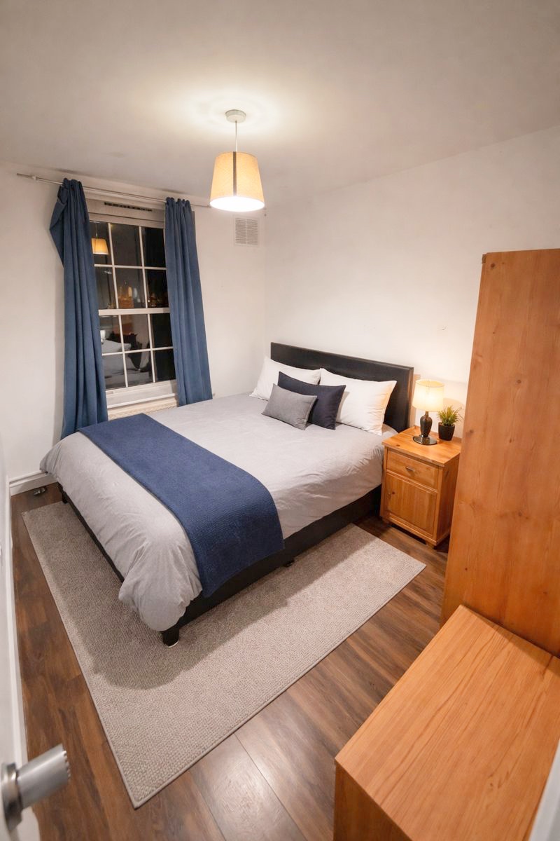 Bright Rooms in Bethnal Green 